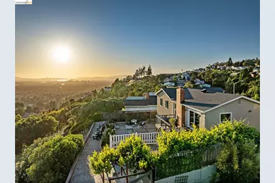 341 Rishell Dr, Oakland, CA 94619 - Photo 1