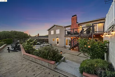 341 Rishell Dr, Oakland, CA 94619 - Photo 47