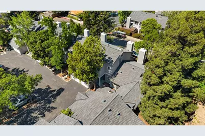 226 Birch Creek Dr, Pleasanton, CA 94566 - Photo 31