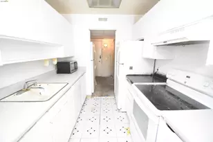 330 Civic Dr, Walnut Creek, CA 94596 - Photo 17