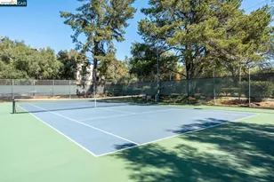 330 Civic Dr, Walnut Creek, CA 94596 - Photo 23