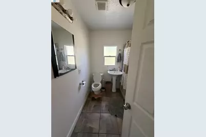 4058 Edwards Ave, Oakland, CA 94605 - Photo 7