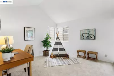 18786 Sydney Cir, Castro Valley, CA 94546 - Photo 15