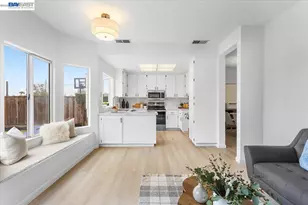 18786 Sydney Cir, Castro Valley, CA 94546 - Photo 11