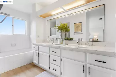 18786 Sydney Cir, Castro Valley, CA 94546 - Photo 23