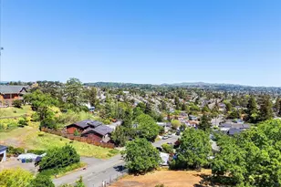 18786 Sydney Cir, Castro Valley, CA 94546 - Photo 39