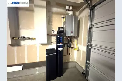 538 Citadelle Ln, San Jose, CA 95116 - Photo 43