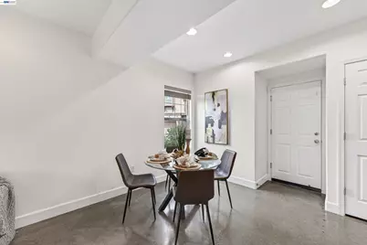 538 Citadelle Ln, San Jose, CA 95116 - Photo 11