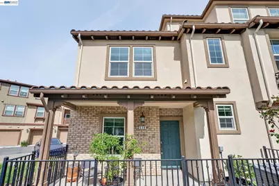 538 Citadelle Ln, San Jose, CA 95116 - Photo 5