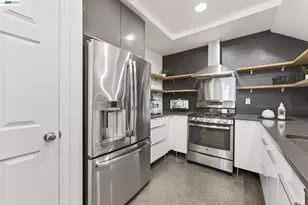 538 Citadelle Ln, San Jose, CA 95116 - Photo 15