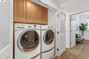 538 Citadelle Ln, San Jose, CA 95116 - Photo 41