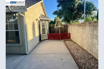 1201 Xandria Drive, Sacramento, CA 95838 - Photo 31