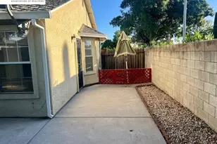 1201 Xandria Dr, Sacramento, CA 95838 - Photo 31