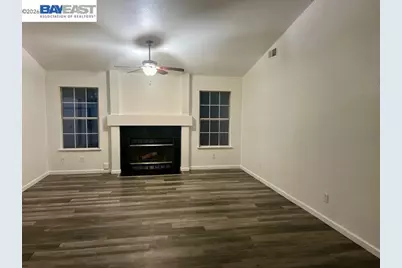 1201 Xandria Drive, Sacramento, CA 95838 - Photo 5