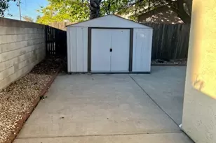 1201 Xandria Dr, Sacramento, CA 95838 - Photo 33