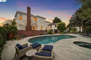 1121 Bay St, Alameda, CA 94501 - Photo 3
