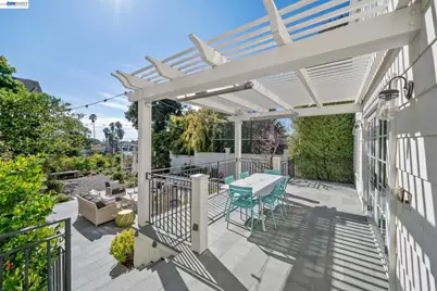 1121 Bay Street, Alameda, CA 94501 - Photo 27