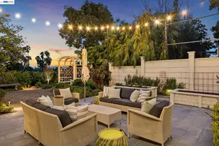 1121 Bay St, Alameda, CA 94501 - Photo 5