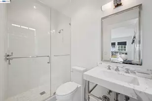 1121 Bay St, Alameda, CA 94501 - Photo 55