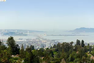 5915 Mazuela Dr, Oakland, CA 94611 - Photo 39