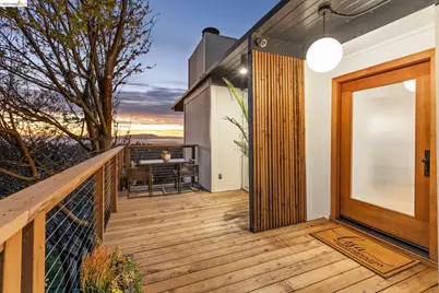 5915 Mazuela Dr, Oakland, CA 94611 - Photo 5