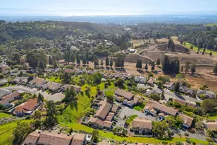 131 Ironwood, Oakland, CA 94605 - Photo 33