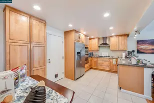 131 Ironwood, Oakland, CA 94605 - Photo 17