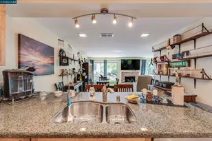 131 Ironwood, Oakland, CA 94605 - Photo 13