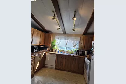 17 Bradley Lane, Antioch, CA 94509 - Photo 9