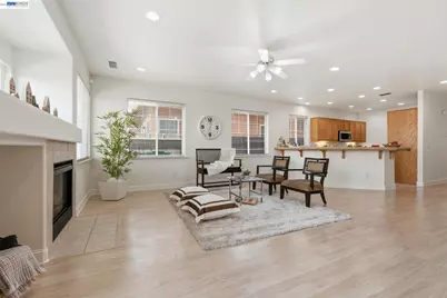 1339 Cherry Blossom, Tracy, CA 95377 - Photo 9