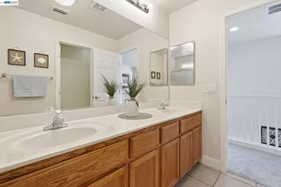 1339 Cherry Blossom, Tracy, CA 95377 - Photo 37