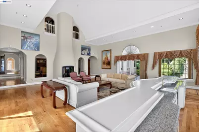 9500 Santos Ranch Rd, Pleasanton, CA 94588 - Photo 19