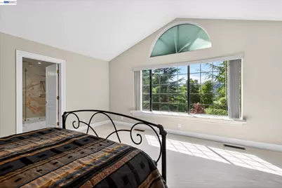 9500 Santos Ranch Rd, Pleasanton, CA 94588 - Photo 47