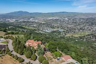 9500 Santos Ranch Rd, Pleasanton, CA 94588 - Photo 55