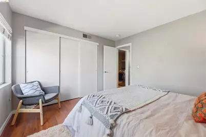 535 Pierce #5203, Albany, CA 94706 - Photo 19