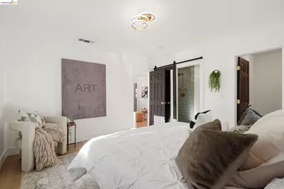 2151 Santa Rita St, Oakland, CA 94601 - Photo 17