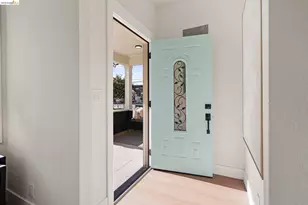 760 53rd St, Oakland, CA 94609 - Photo 9