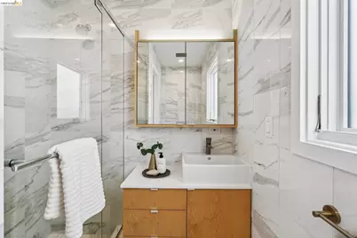 5325 Miles Ave, Oakland, CA 94618 - Photo 11