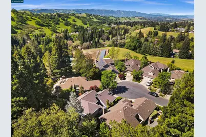 47 Tennis Club Dr, Danville, CA 94506 - Photo 37