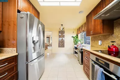 613 Chardonnay Dr, Fremont, CA 94539 - Photo 7