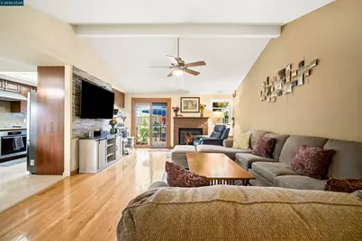 613 Chardonnay Dr, Fremont, CA 94539 - Photo 9