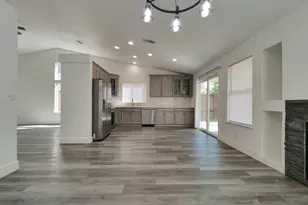 3830 Steve Lillie Cir, Stockton, CA 95206 - Photo 9