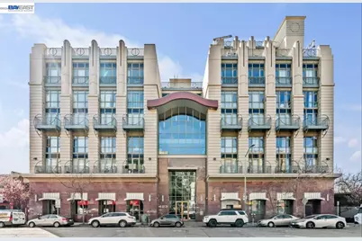 423 7th St #208, Oakland, CA 94607 - Photo 1