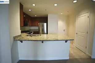 423 7th St, Oakland, CA 94607 - Photo 5