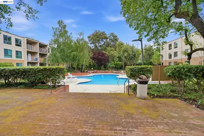 490 Civic Dr #305, Walnut Creek, CA 94596 - Photo 19