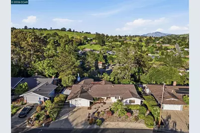 61 Sullivan Dr, Moraga, CA 94556 - Photo 57