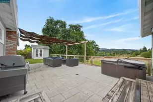 285 Apollo Way, Pleasant Hill, CA 94523 - Photo 33