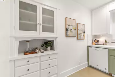 1741 Derby St, Berkeley, CA 94703 - Photo 15