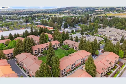 162 Shaniko Cmn #66, Fremont, CA 94539 - Photo 27