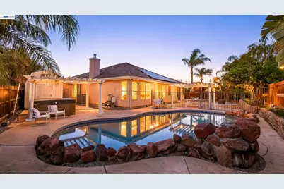 432 Payton Ct, Tracy, CA 95377 - Photo 3